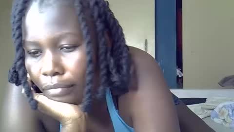 Snapshot of elvier_pretty chatting on October 2025 02:29:01 PM flo online show from October 2025 02:29:01 PM