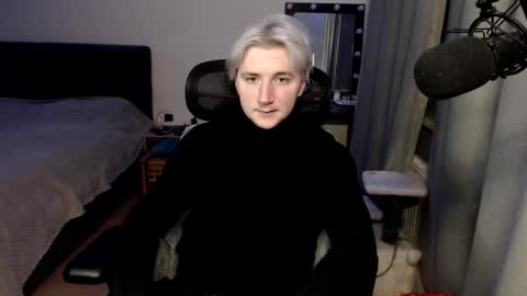 Snapshot of elvin_vaenight chatting on November 2025 12:05:02 AM Elvin Vaenight online show from November 2025 12:05:02 AM