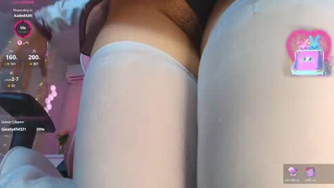 Snapshot of ely_cherry18 chatting on May 2026 01:56:01 AM Ely online show from May 2026 01:56:01 AM