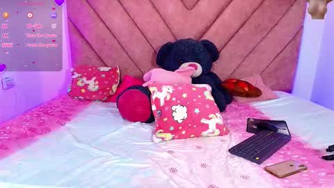 ely_w1 online show from February 2026 11:26:01 PM