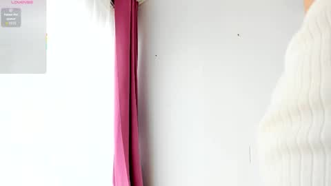 elyarose_ online show from March 2026 06:41:02 AM