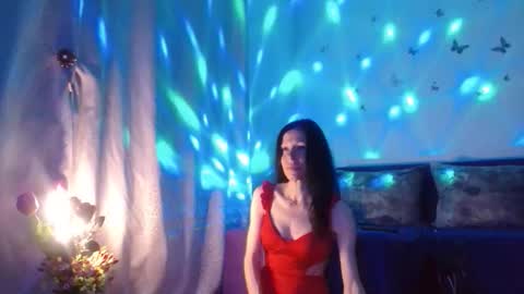 Elisa online show from April 2026 07:52:01 PM