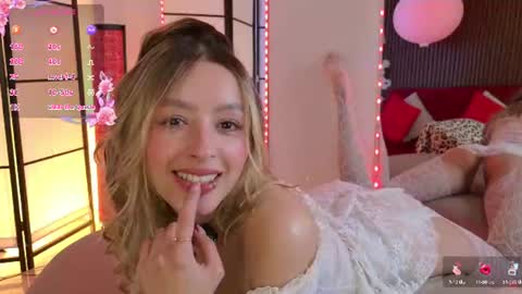 Snapshot of elysia_carter chatting on August 2026 10:33:02 PM Elysia online show from August 2026 10:33:02 PM