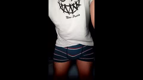 elyz_ online show from February 2026 08:54:01 PM