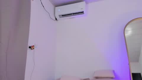 Michelle online show from October 2025 07:38:01 PM