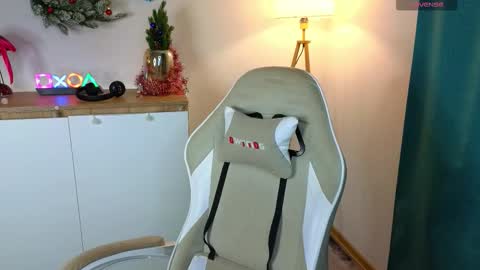 em0_b0y online show from January 2026 02:21:01 PM