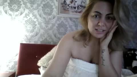 Em online show from April 2026 12:46:01 AM