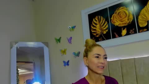 Snapshot of ema_garciaa chatting on September 2025 01:35:02 PM ema garcia online show from September 2025 01:35:02 PM