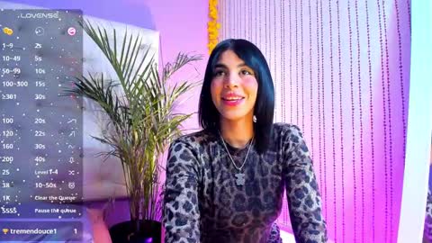 Ema Lambert  online show from March 2025 07:32:01 PM