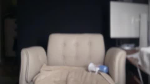 Ema Love online show from December 2025 02:51:02 AM