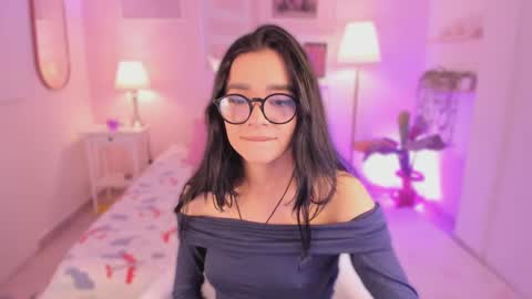 Snapshot of ema_soul chatting on September 2025 08:11:02 PM emma soul online show from September 2025 08:11:02 PM