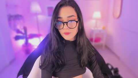 Snapshot of ema_soul chatting on October 2025 07:35:02 PM emma soul online show from October 2025 07:35:02 PM