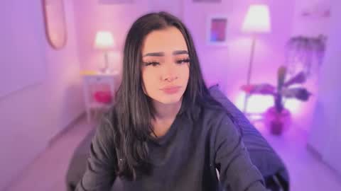 Snapshot of ema_soul chatting on November 2025 12:18:02 PM emma soul online show from November 2025 12:18:02 PM