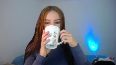 Snapshot of emaa_martins chatting on February 2025 07:04:02 PM Emaa online show from February 2025 07:04:02 PM