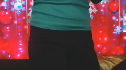 Snapshot of ember_starleena chatting on December 2024 03:05:01 PM Ember Starleena online show from December 2024 03:05:01 PM