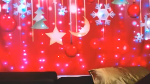 Snapshot of ember_starleena chatting on December 2024 02:05:02 PM Ember Starleena online show from December 2024 02:05:02 PM