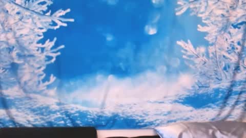 Snapshot of ember_starleena chatting on January 2025 06:40:01 PM Ember Starleena online show from January 2025 06:40:01 PM