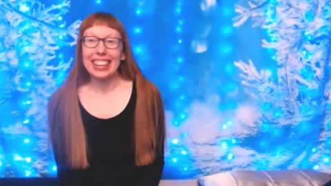 Snapshot of ember_starleena chatting on January 2025 01:53:01 PM Ember Starleena online show from January 2025 01:53:01 PM