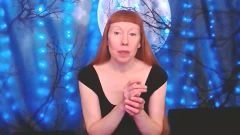 Snapshot of ember_starleena chatting on October 2025 05:25:01 PM Ember Starleena online show from October 2025 05:25:01 PM