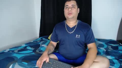 Snapshot of ember_wanda_ chatting on January 2025 11:35:01 PM Ember and Wanda online show from January 2025 11:35:01 PM