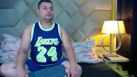Snapshot of ember_wanda_ chatting on March 2025 02:15:01 AM Ember and Wanda online show from March 2025 02:15:01 AM