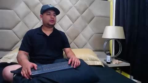 Snapshot of ember_wanda_ chatting on March 2025 04:27:02 AM Ember and Wanda online show from March 2025 04:27:02 AM