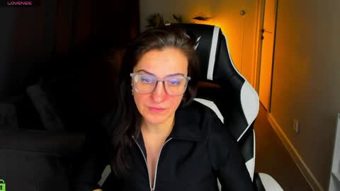Snapshot of ember_winchester chatting on April 2026 01:30:01 AM Ember online show from April 2026 01:30:01 AM