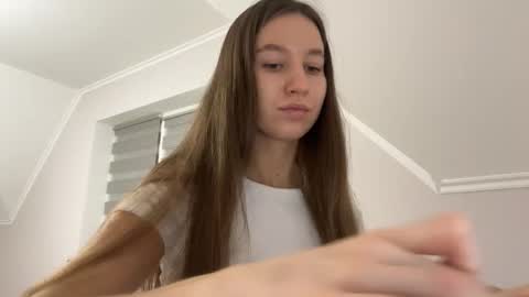 Snapshot of emberfamn chatting on November 2025 10:48:02 PM Alina online show from November 2025 10:48:02 PM