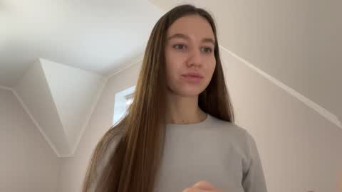 Snapshot of emberfamn chatting on November 2025 11:44:01 AM Alina online show from November 2025 11:44:01 AM