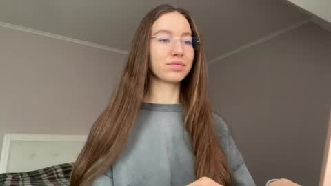 Alina online show from April 2026 03:40:02 PM