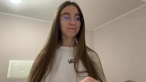 Alina online show from May 2026 08:06:02 PM