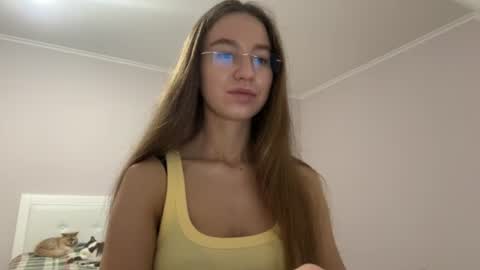 Alina online show from June 2026 10:23:02 PM