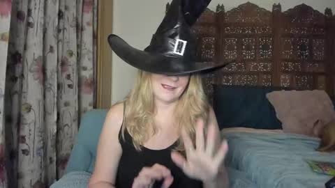 Ember Pheonixxx online show from November 2025 01:40:01 AM