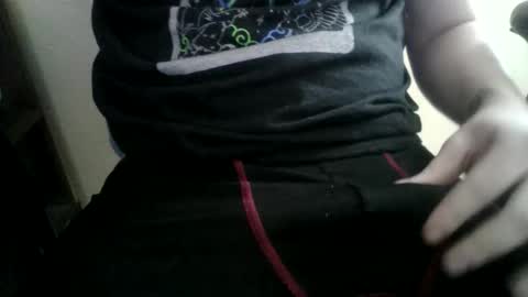 Snapshot of emberrush chatting on November 2025 08:24:02 PM Ember online show from November 2025 08:24:02 PM