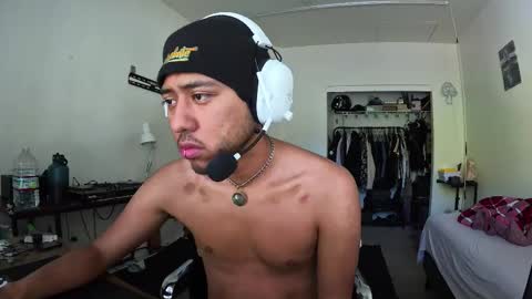 Snapshot of embersboudoir chatting on October 2025 07:09:02 PM embersboudoir online show from October 2025 07:09:02 PM