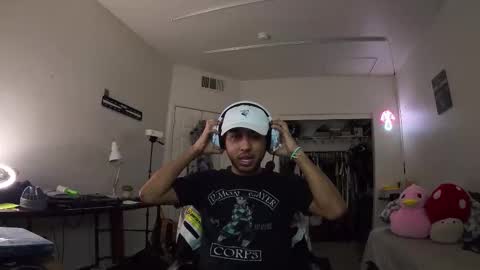 Snapshot of embersboudoir chatting on November 2025 04:12:02 AM embersboudoir online show from November 2025 04:12:02 AM