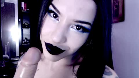 Emerald Black online show from May 2026 03:33:01 AM