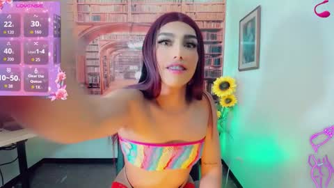 Emeli online show from October 2025 11:10:01 AM