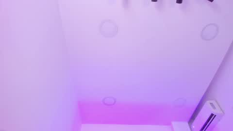 Snapshot of emelie_89 chatting on December 2024 03:04:02 PM emelie_89 online show from December 2024 03:04:02 PM