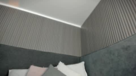 emelie_89 online show from May 2026 11:39:02 AM