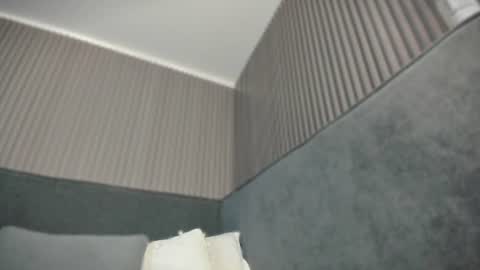 emelie_89 online show from June 2026 11:42:02 AM