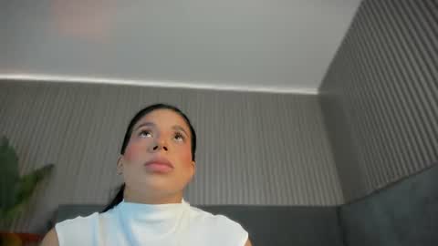 emelie_89 online show from June 2026 11:41:02 AM