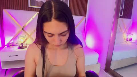 Emily  online show from June 2026 03:01:01 AM