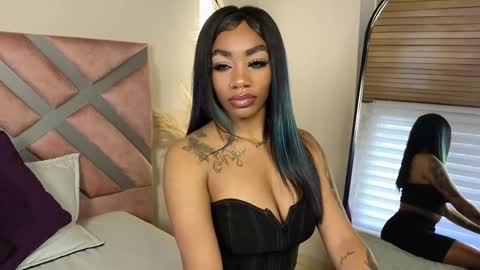 Snapshot of emely_brandon_ chatting on March 2025 04:20:01 PM anyelii online show from March 2025 04:20:01 PM