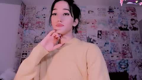Snapshot of emely_rous chatting on September 2025 01:12:02 PM Emely Rous online show from September 2025 01:12:02 PM
