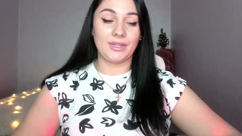 Emely online show from January 2025 12:30:01 AM