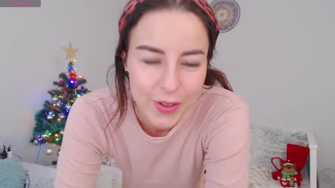 Snapshot of emerald_kittycat chatting on January 2025 11:38:02 AM just me online show from January 2025 11:38:02 AM