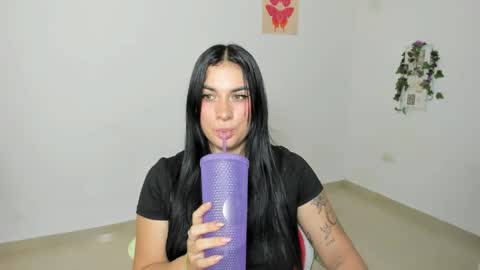 Emily  online show from March 2026 04:01:01 PM