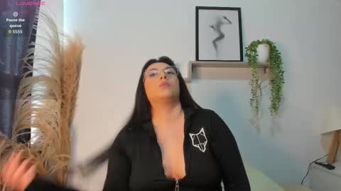 emi_carter online show from November 2025 06:53:02 PM