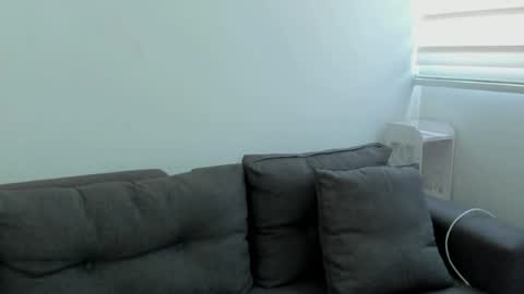emi_royse online show from June 2026 07:24:01 PM